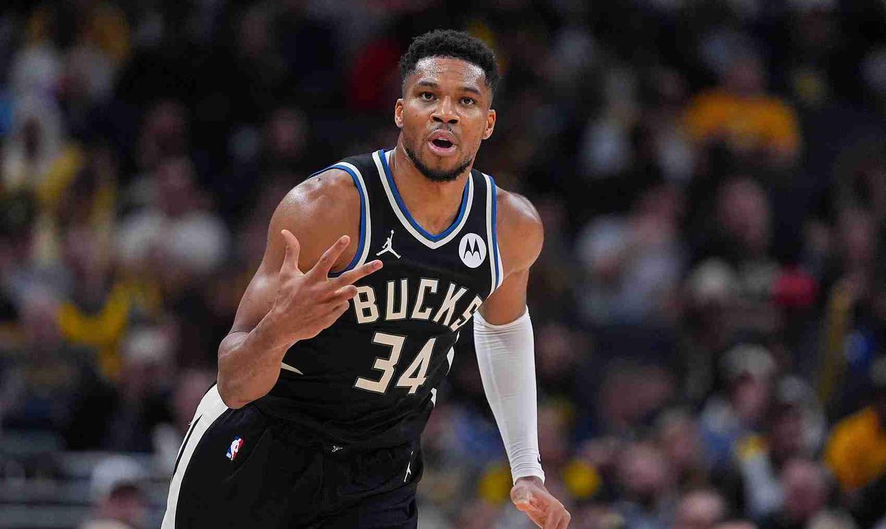 字母哥谈为湖人新秀蒂耶罗拿到比赛用球，字母哥表示“这对于新秀球员得到NBA首分是