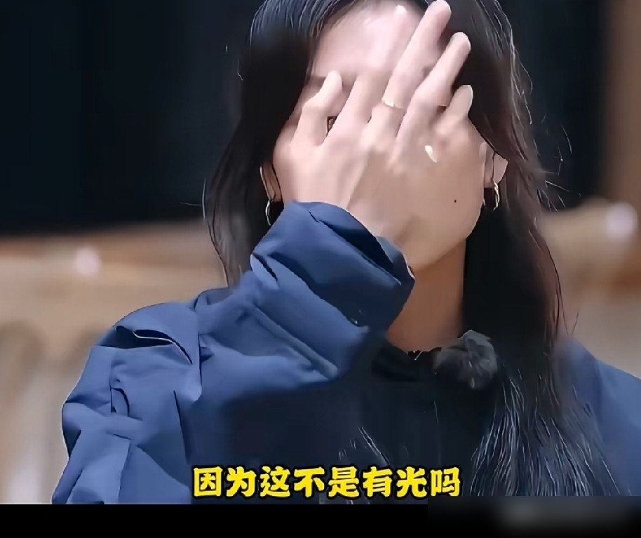 东北澡堂全裸躺着，被粉丝当场要合影！这是东北籍演员孙千的亲身经历。她放松躺着搓澡呢，光不出溜被认出来