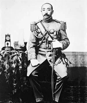 张作霖为何能控制东北14年？看完他的结拜兄弟就明白了民国初年的东北局势混乱