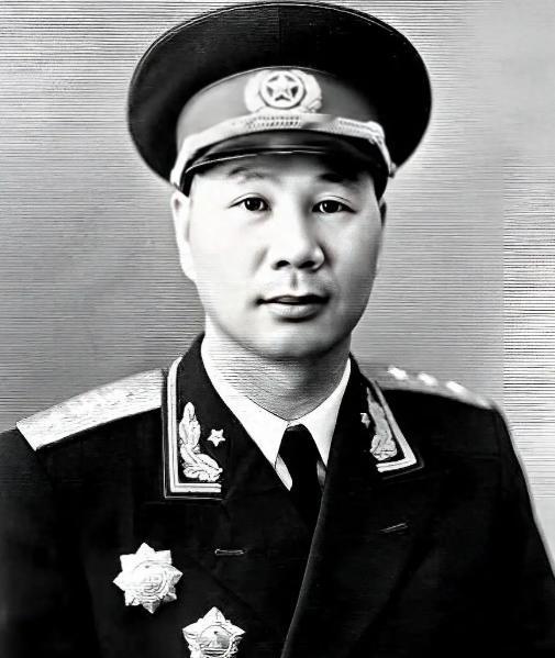 1997年国企面临下岗潮，杨成武上将怒言：让工人自生自灭，我不同意。上世纪9