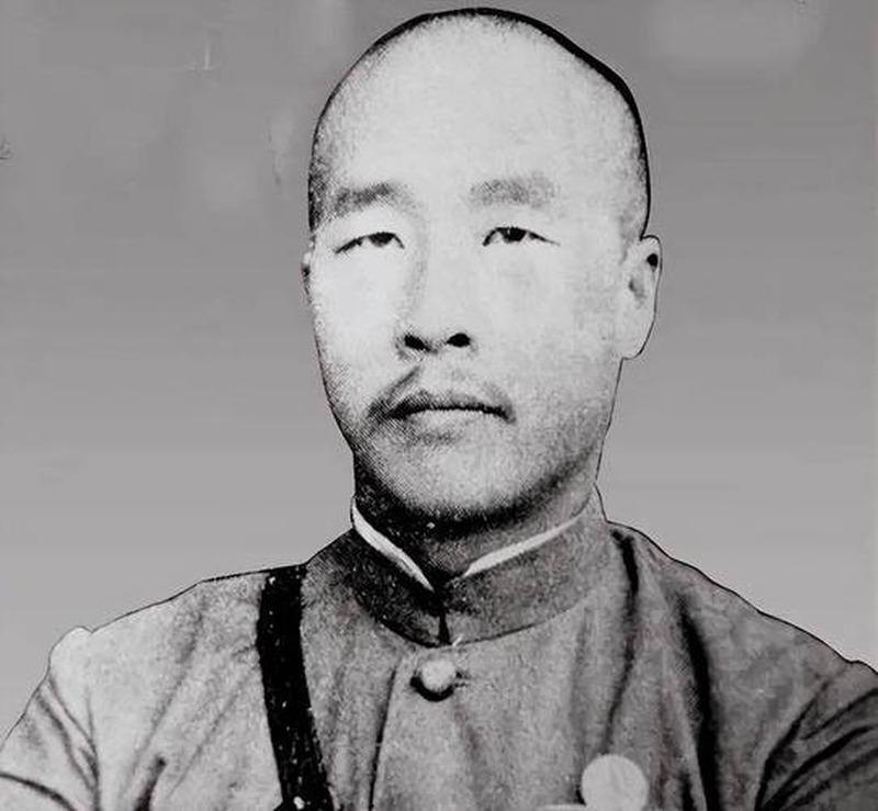 李宗仁晚年说过一句话，让韩复榘案的真相变得复杂：弃守山东，不过是一个拿得出手的罪