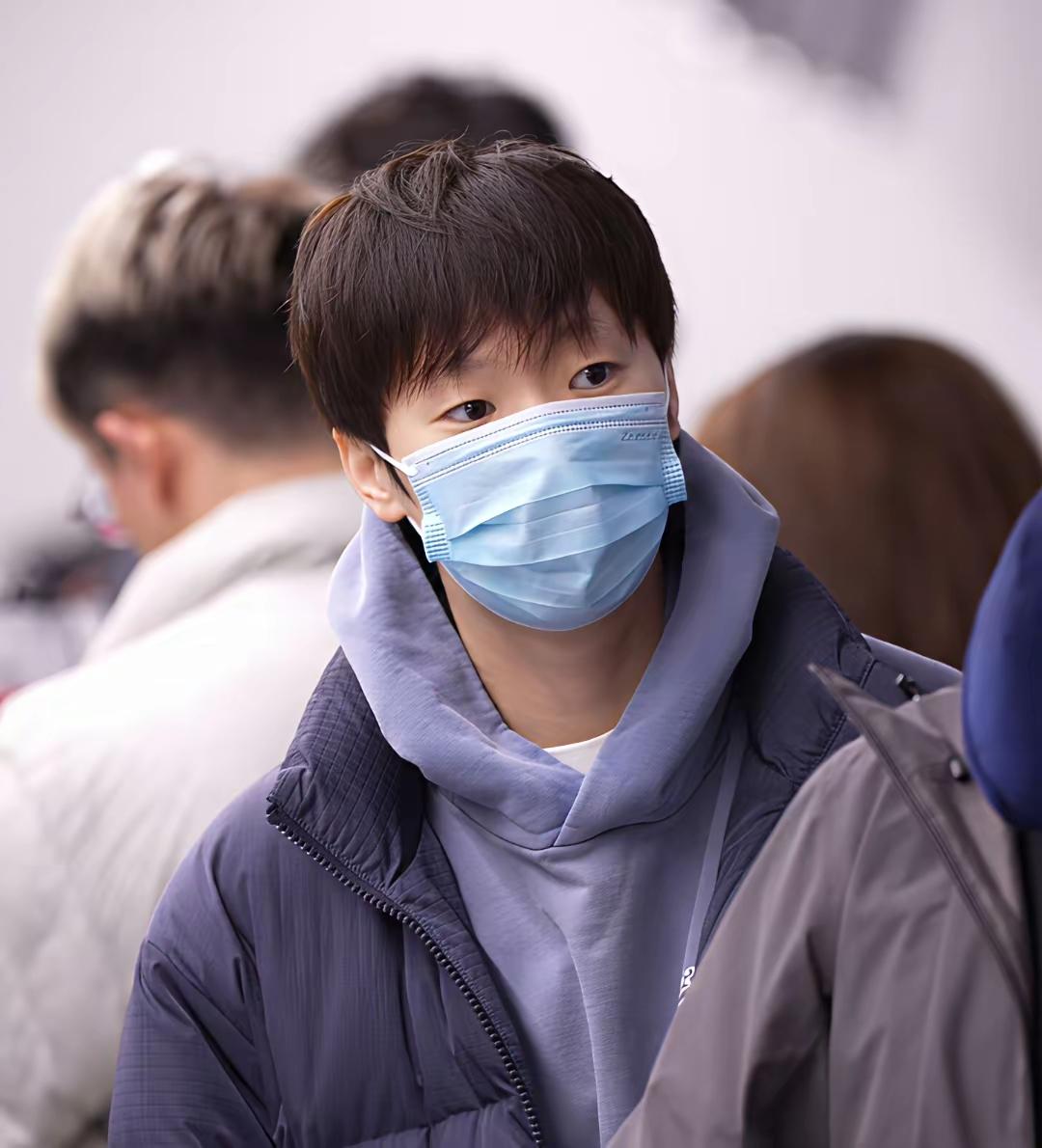 曼昱4:2张本美和晋级总决赛八强六局比分第一局11:6第二局11:8