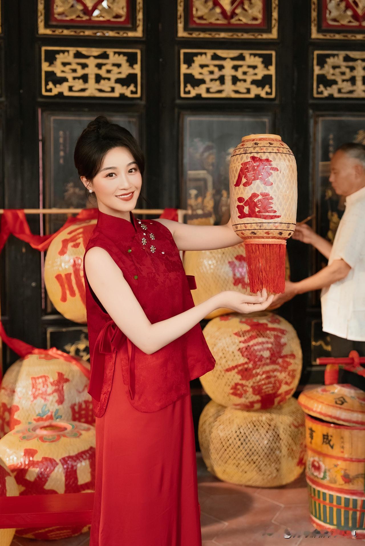 蓝盈莹分享图片