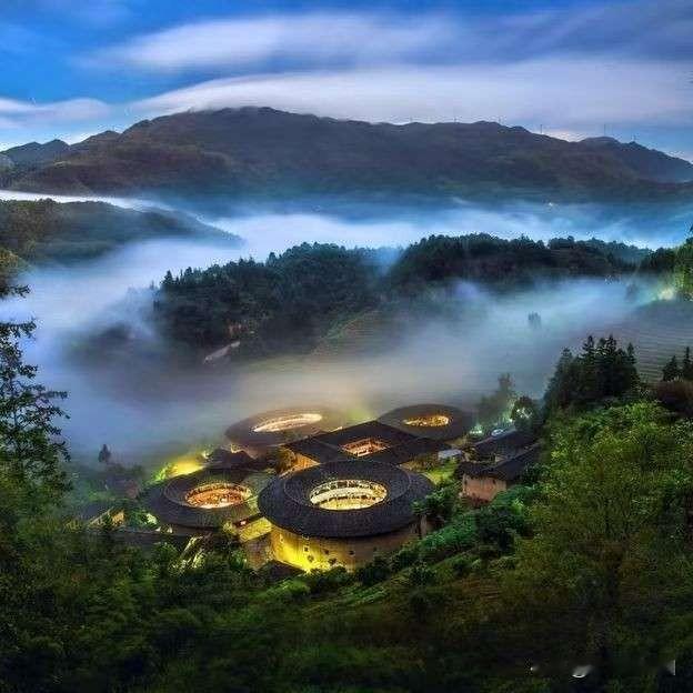 我侄子五年的感情，在他妈一句“合肥一套房加五十八万彩礼”之后，碎得跟玻璃渣一样。