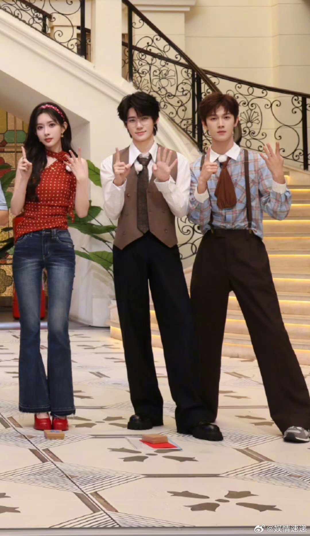 张真源又在孟子义李昀锐中间