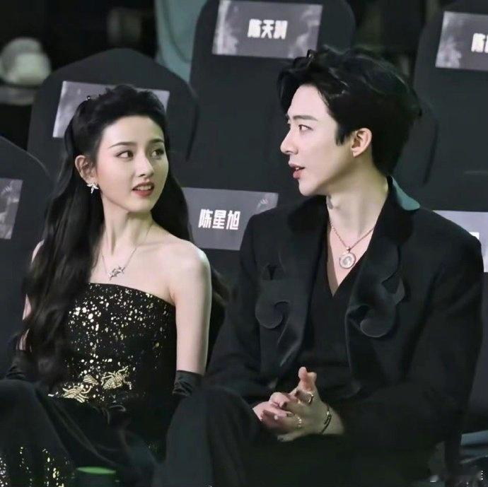 宋祖儿刘宇宁已澄清，就是普通朋友而已，两个人都是事业型的。不过《折腰》的cp