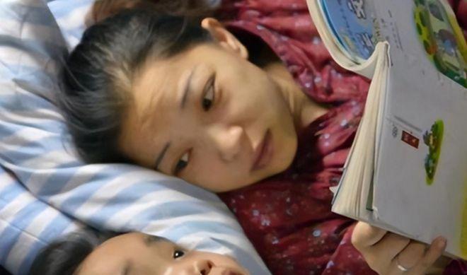 2014年，湖北周女士移植了自己7岁儿子的肾，最终重获新生，而她的儿子却