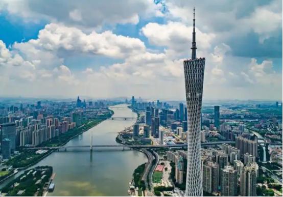 荷兰与广州同为1800多万人，荷兰创造1.22万亿GDP，广州是多少？ 麻烦