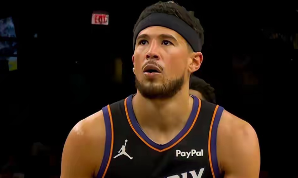 看布克六年球了，不得不说真是越来越菜了吗，尤其是近两年不知道该说啥了，太阳这