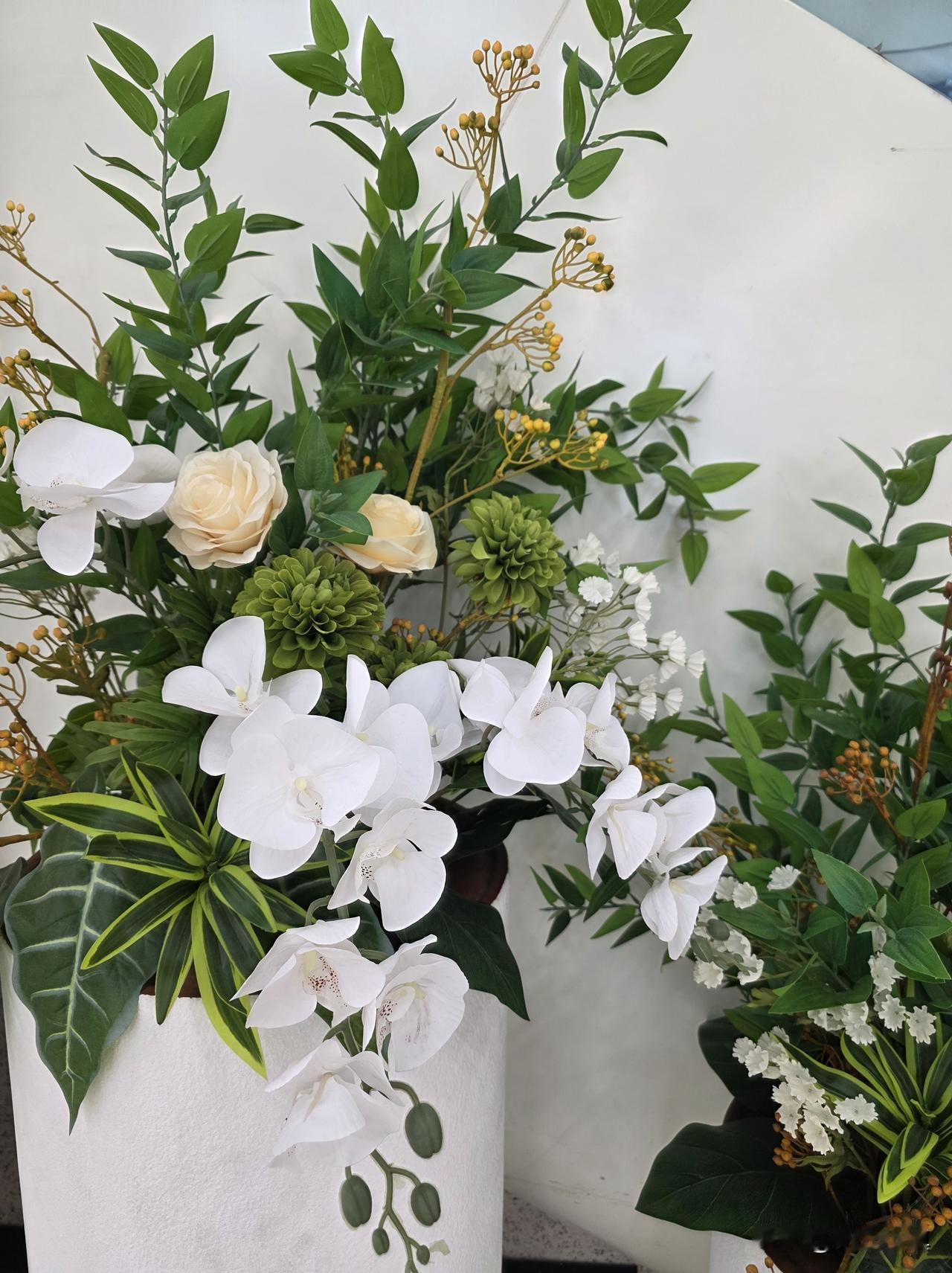 今天早上跟女儿女婿说了昨晚做的那个诡异的梦……今天早上吃饭时，我跟女儿女婿说