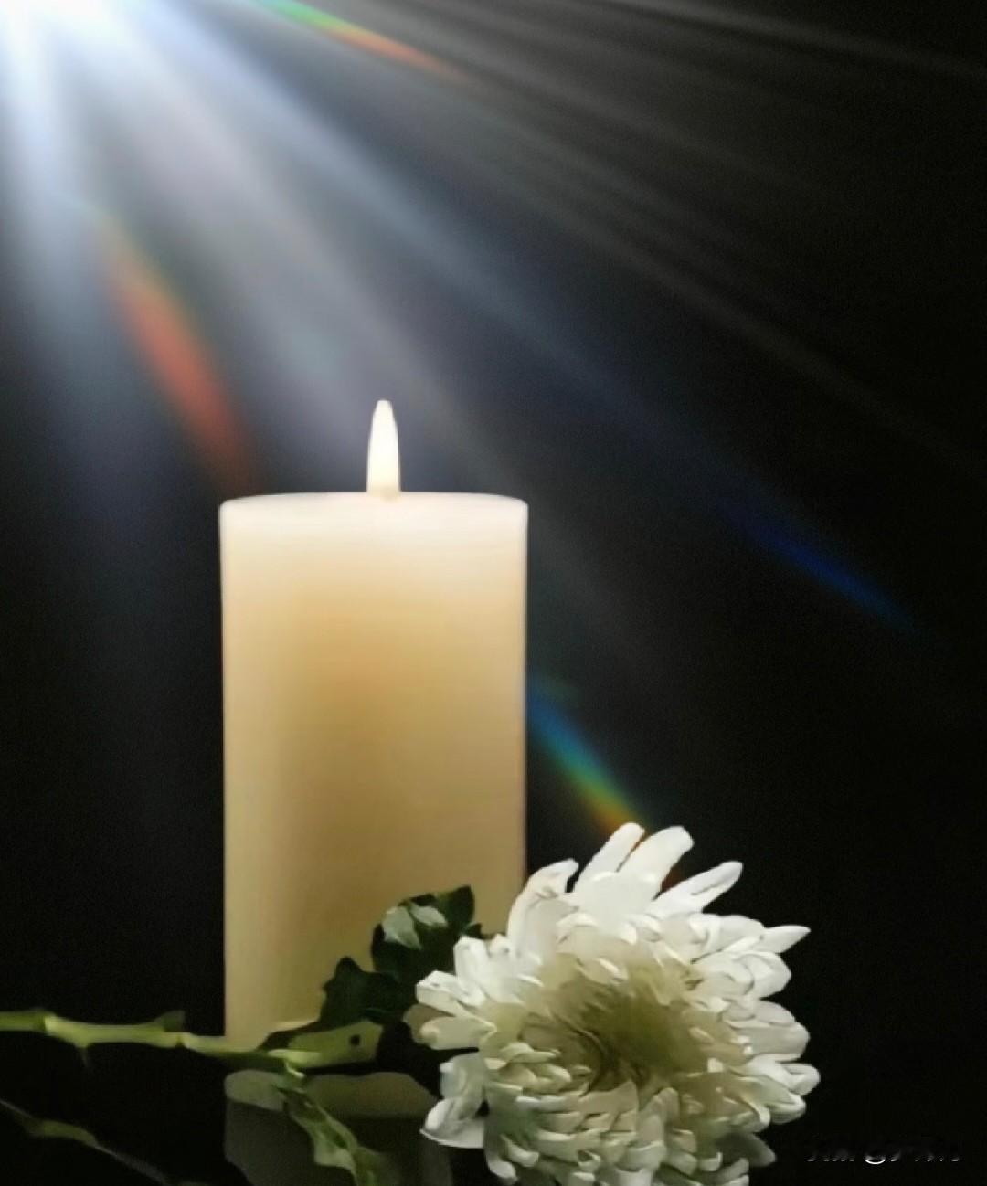 小区里一个小伙子39岁，昨天去世了，据说是心梗，可惜了。黄泉路上无老少，小区