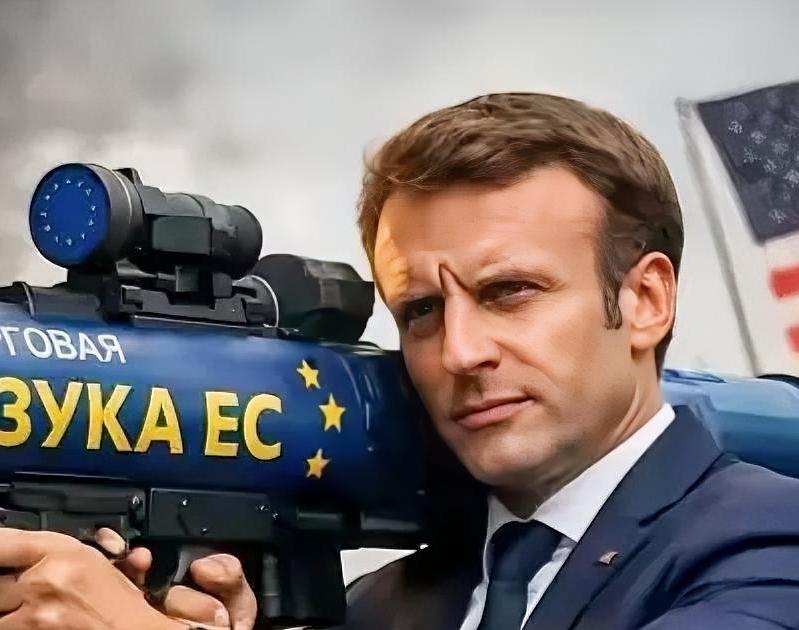 特朗普这次可玩脱了！竟对欧洲8个国家放出加征关税的狠招，逼着对方割让岛屿！法国总