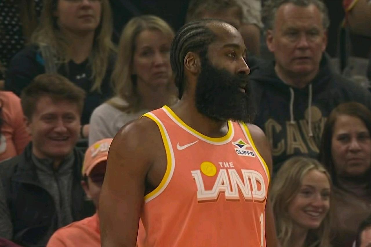 数据不会说谎：骑士击溃魔术豪取4连胜，哈米双枪威力联盟恐无人能敌……骑士13