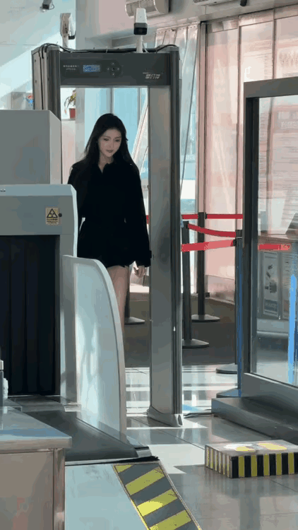 高铁站偶遇的女生，怎么才能追到她？