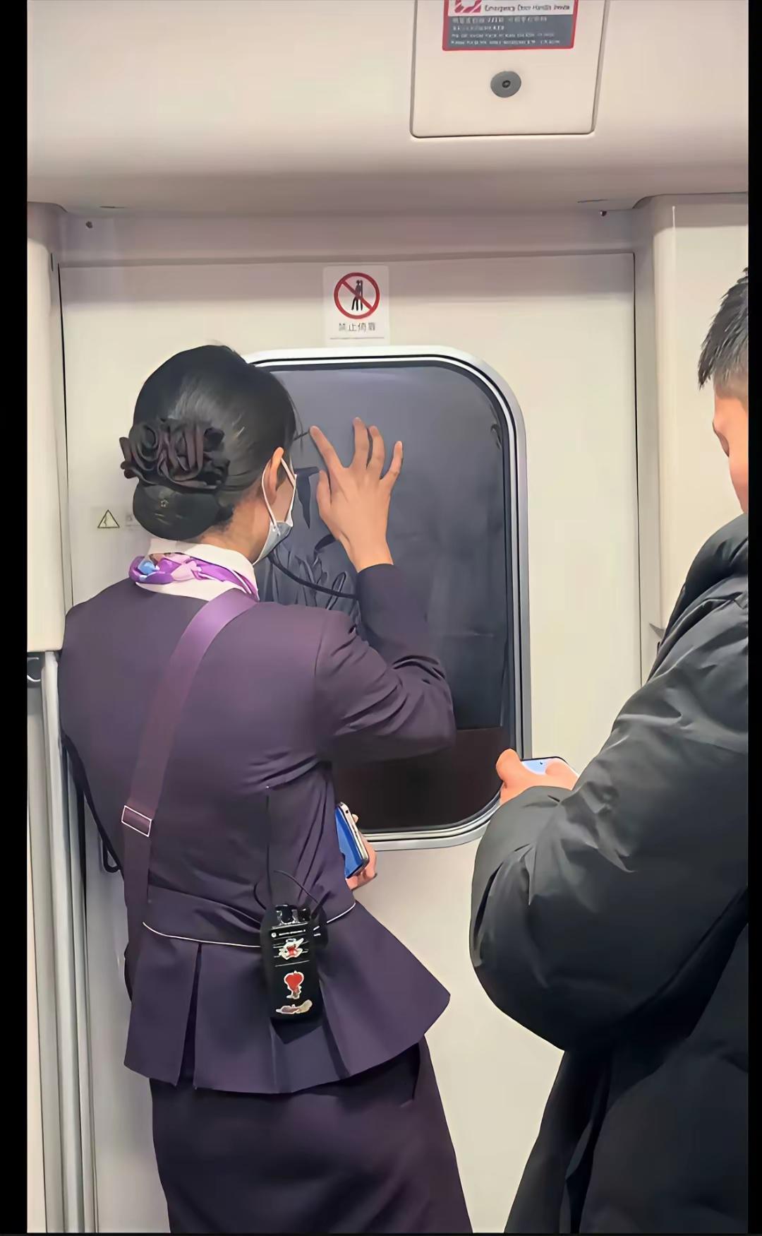  谁不是一边崩溃，一边自愈呢？