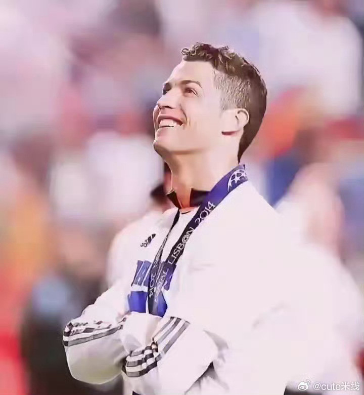 冷知识：C罗是唯一一个5次拿下欧冠且在夺冠年份均夺得当届最佳射手的球员。除了C罗