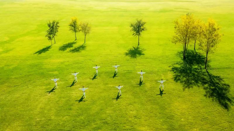 当你老了，最自豪的事儿，不是有多少金银珠宝，而是能少进医院。想想卫健委提到的健康