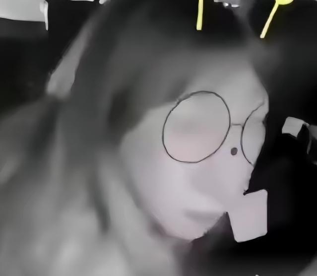 太嚣张！杭州女子因网约车司机未顺其意，竟当场抢夺方向盘致车撞护栏；司机报警后，她