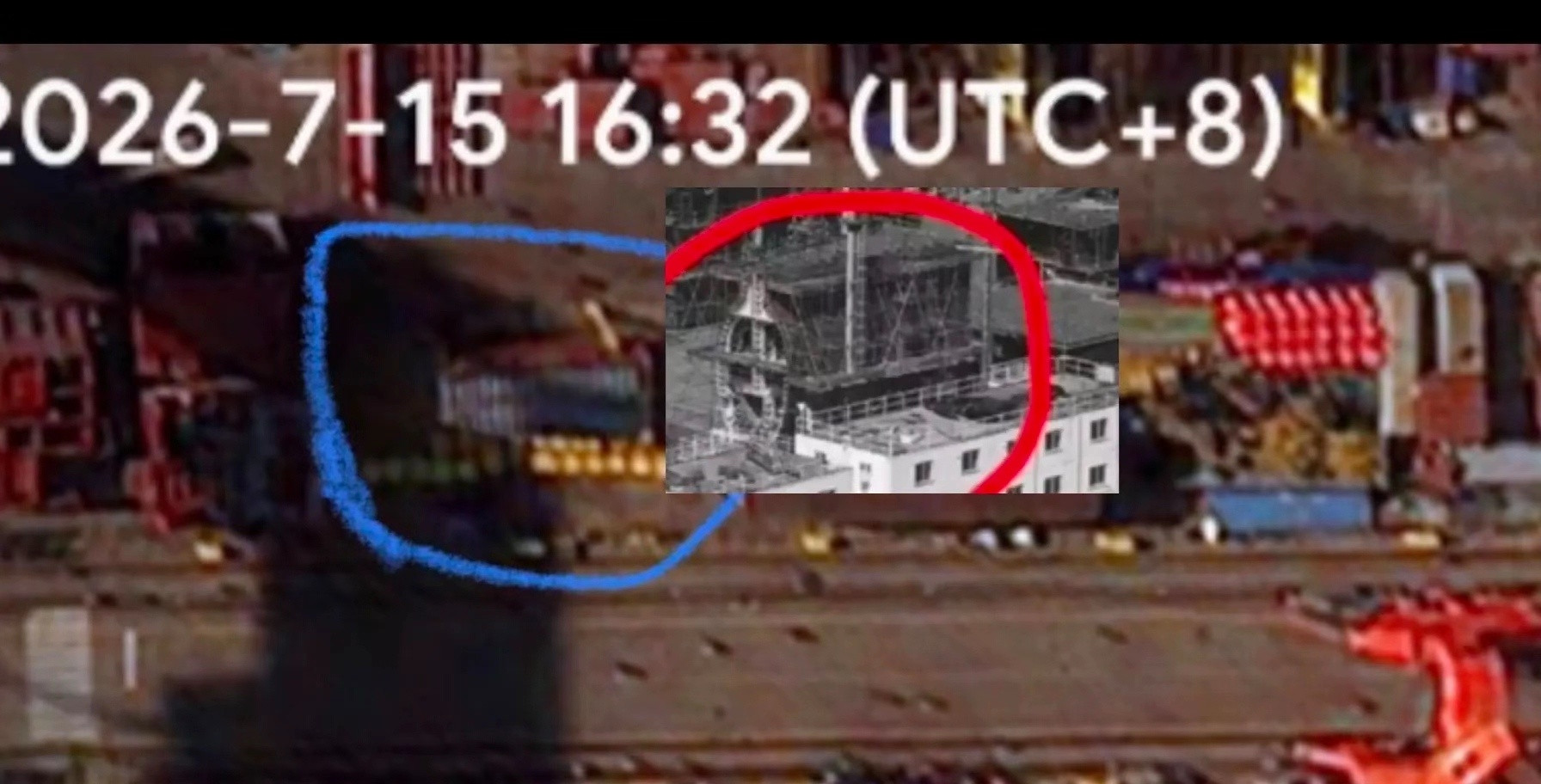 7月15日004高清卫星图上船坞旁边有最后两块舰首模块之一这个模块长约17米，
