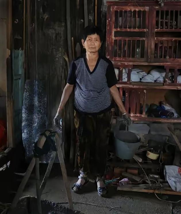 广东，一名女子在深夜熟睡，惨遭丈夫近四小时的炼狱式家暴，手脚被牢牢捆绑禁锢，还遭