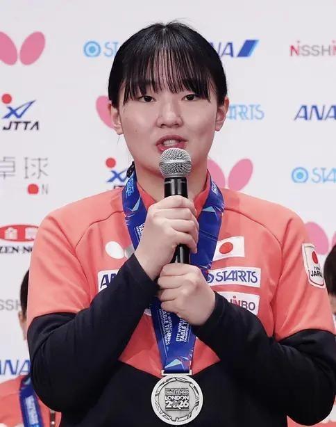 张本美和被孙颖莎打服了，称莎莎为怪物级选手只有和孙颖莎交手过才能感受到孙颖莎的