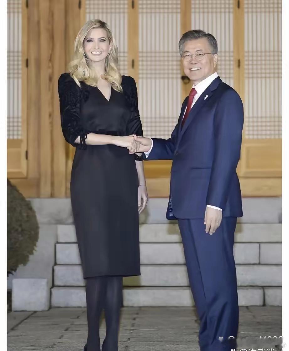 伊万卡的身高直接碾压