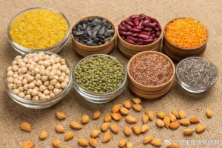 吃够碳水是什么感受健闻登顶计划不吃碳水，你真的瘦不下来打开社交媒体，到处都是“