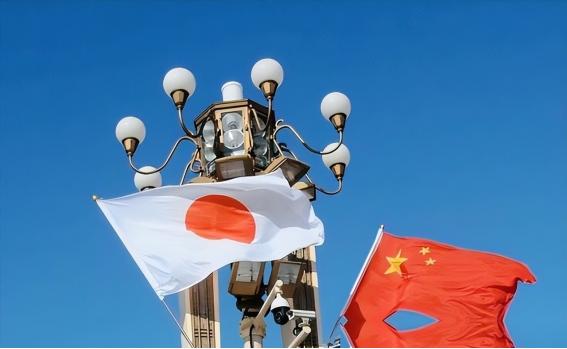 毁一个国家不一定需要战争，中国这一次掐住了日本的国运，绝对不会手软，所有人都知道