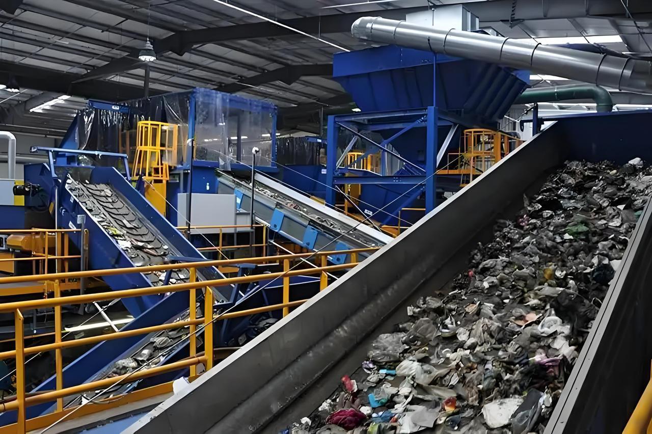 科技改变世界。过去的垃圾，现在的“宝物”。科技带来的革新，让人无法想象。近日