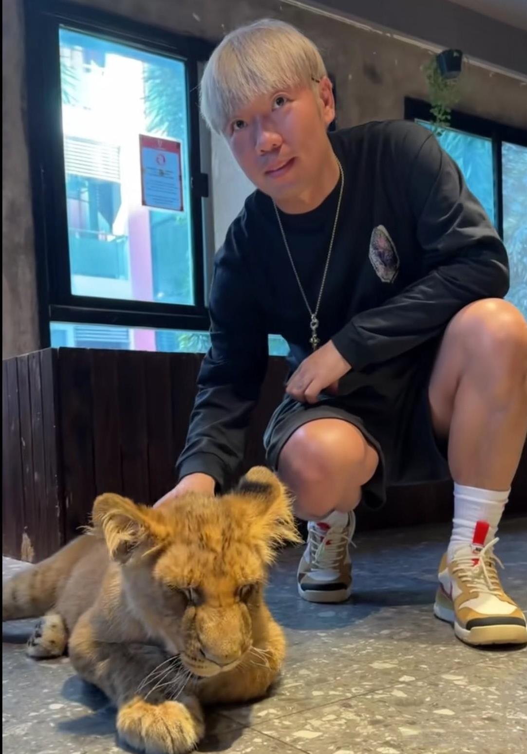 张稀哲在曼谷法比奥在迪拜，恩加得乌已经在加练！联赛间歇期应该是中超球员最放松