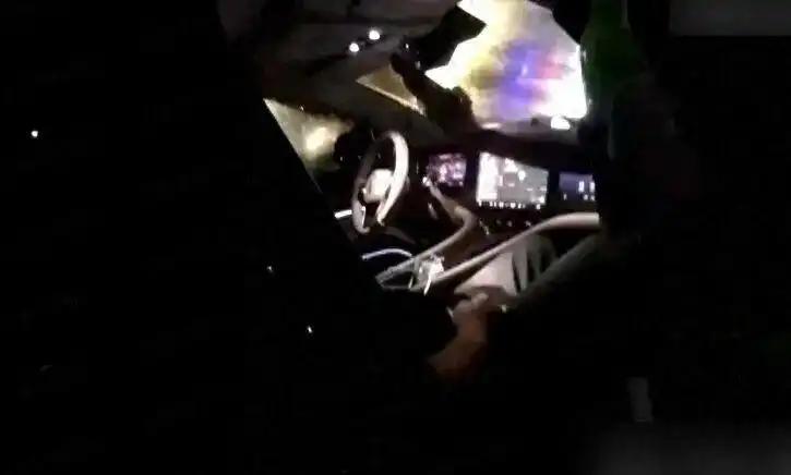 杭州男子聚餐喝白酒和啤酒，醉后想开辅助驾驶回家，启动后竟爬到副驾睡着了，法院：拘