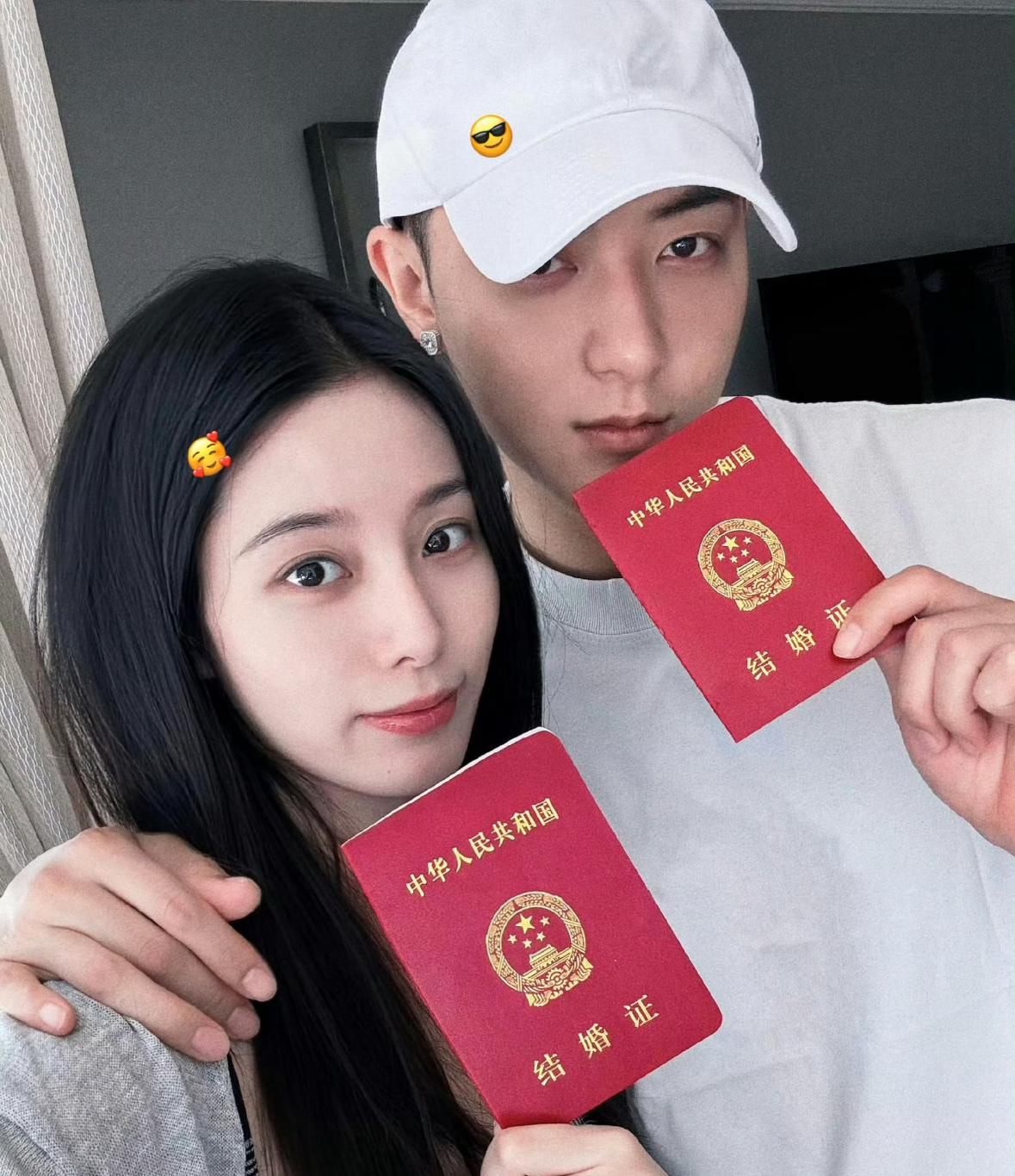 黄子韬大婚‼️猜到大家说鹿晗来✅张艺兴来✅连边伯贤来我都能理解🥰但是，