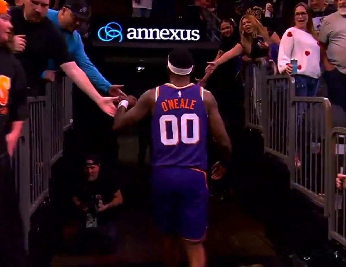 攻强守弱！奥尼尔谈东契奇：“卢卡的进攻非常厉害。”“他今天得到了41分。