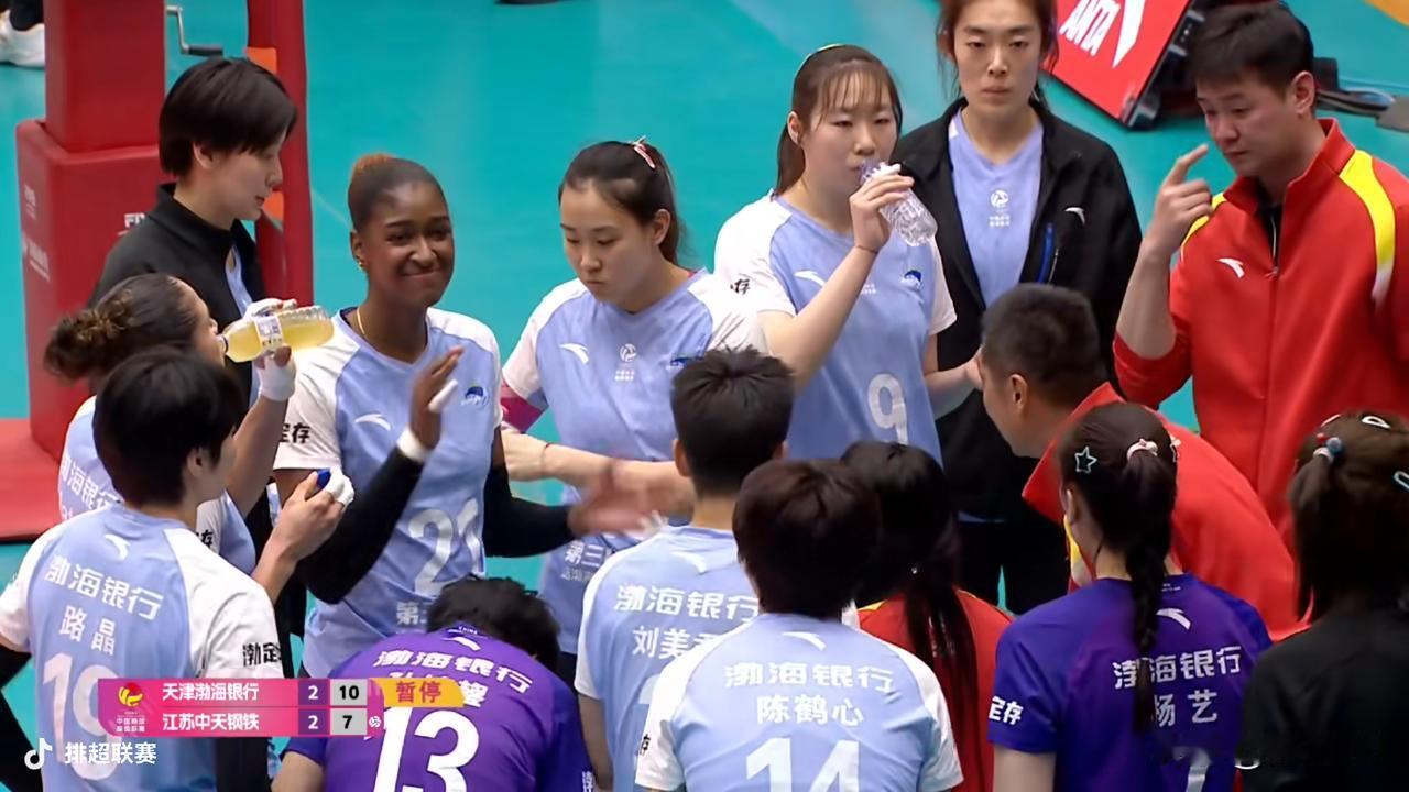 竞技体育中球迷是什么角色天津女排新赛季新阵容，主场3：1立刻上