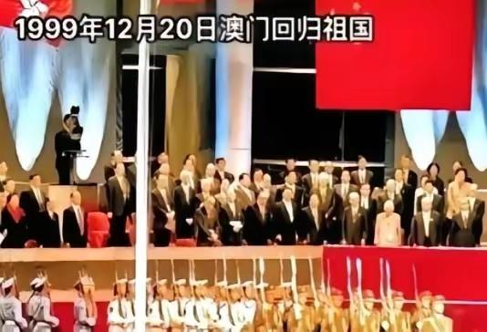 有人抛出个说法：澳门回归后不闹腾、不搞分裂，关键原因是葡萄牙人临走前给澳门人留了