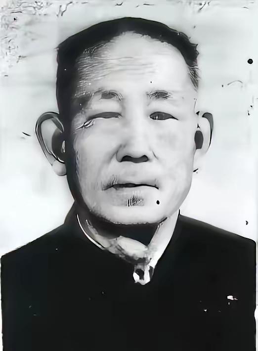 1944年，伪军头子莫正民，决定率部起义，投奔八路军，谁知这时，日军中队长打来电