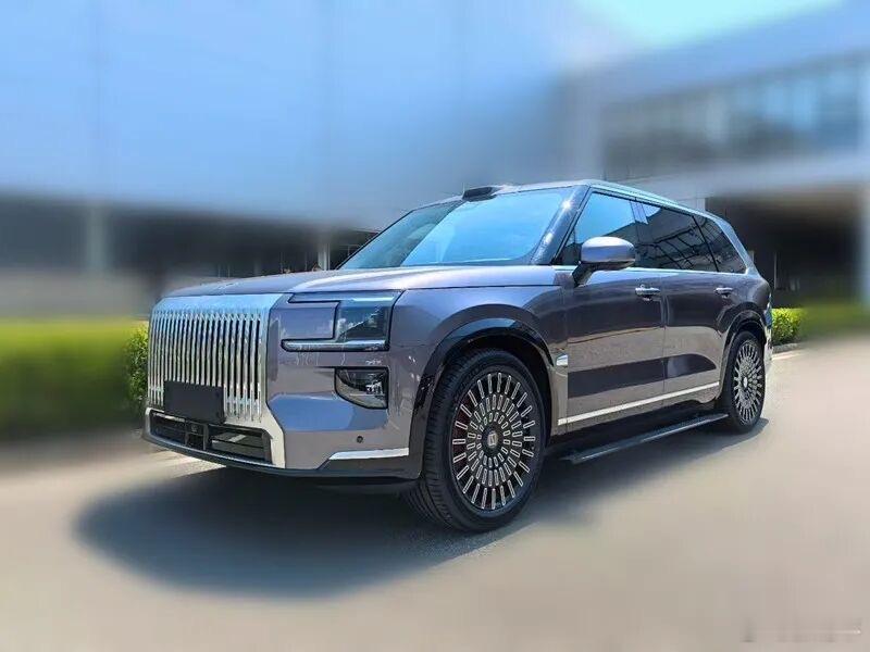 极氪9X销售反馈：1，上市后热度持续到10月中旬才有所下降，期间每天来看9X客户