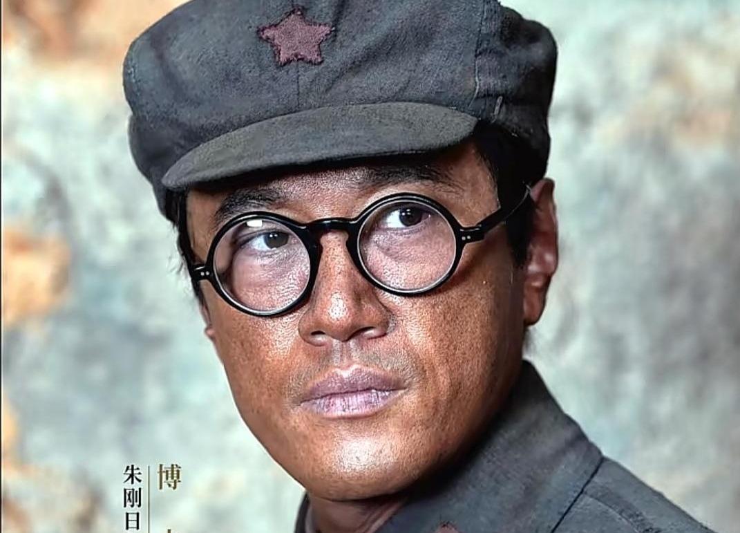 谁能想到，《伟大的长征》里最让我恨得牙痒痒的，不是主演于和伟，偏偏是个名字四个字