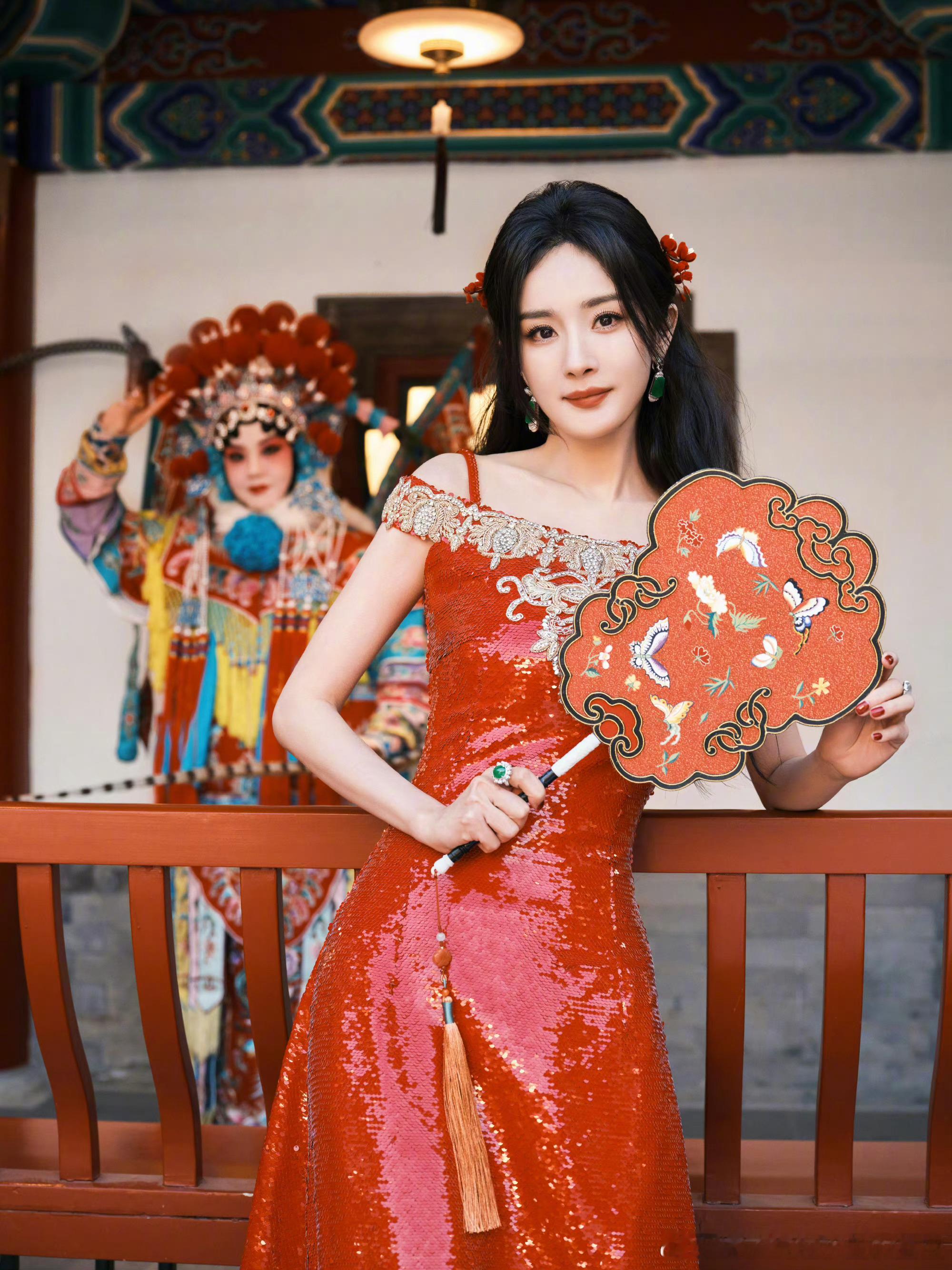 杨幂🦊杨幂宝家洁品牌全球代言人“我梦见我做了一个很长的梦，那串我曾以为永