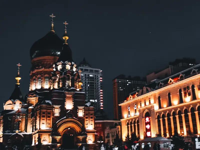 ✨2026春晚为何选哈尔滨、义乌、合肥、宜宾？这可不是随机抽签哦！❄️🔥哈尔滨