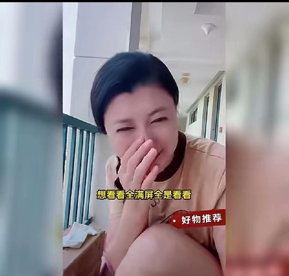闫学晶昨晚的直播，根本不是什么“意外翻车”。那是她亲手设计好的流量开关。她直