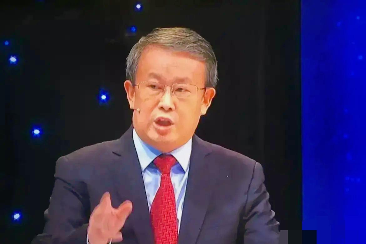 项立刚质疑，北京某大学法学院向全国人大提出的立法建议。项立刚要求公开研究项