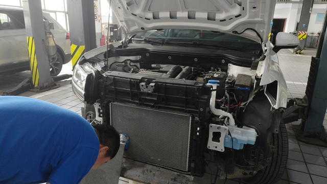 新车途岳质量问题：“空调不制冷漏氟利昂”刚买的车子上海大众途岳280豪华版，5