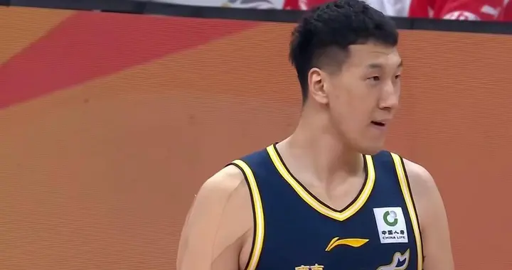 被CBA多队疯抢? 山西队正式裁掉锋卫大杀器, 这可是广东第一苦主