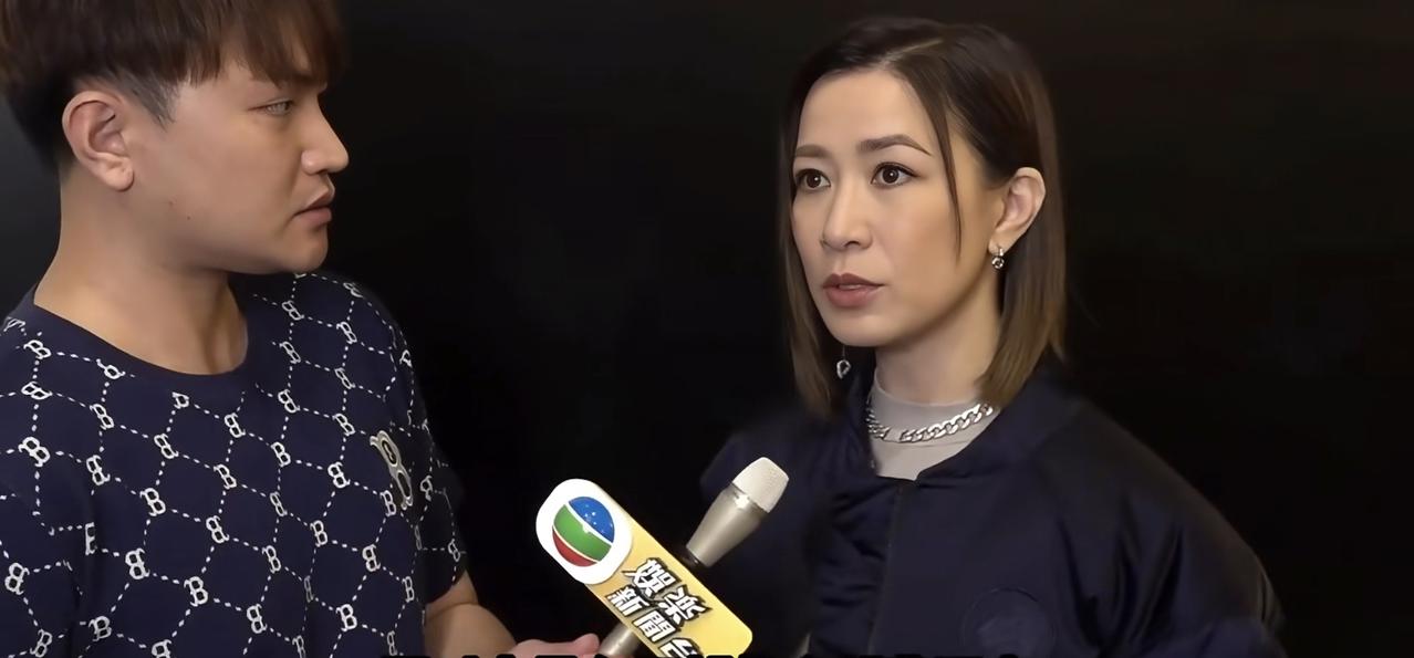 佘诗曼下午澳门接受采访，被问到干爹许绍雄病情，情绪一度失控流泪。傍晚已经到达