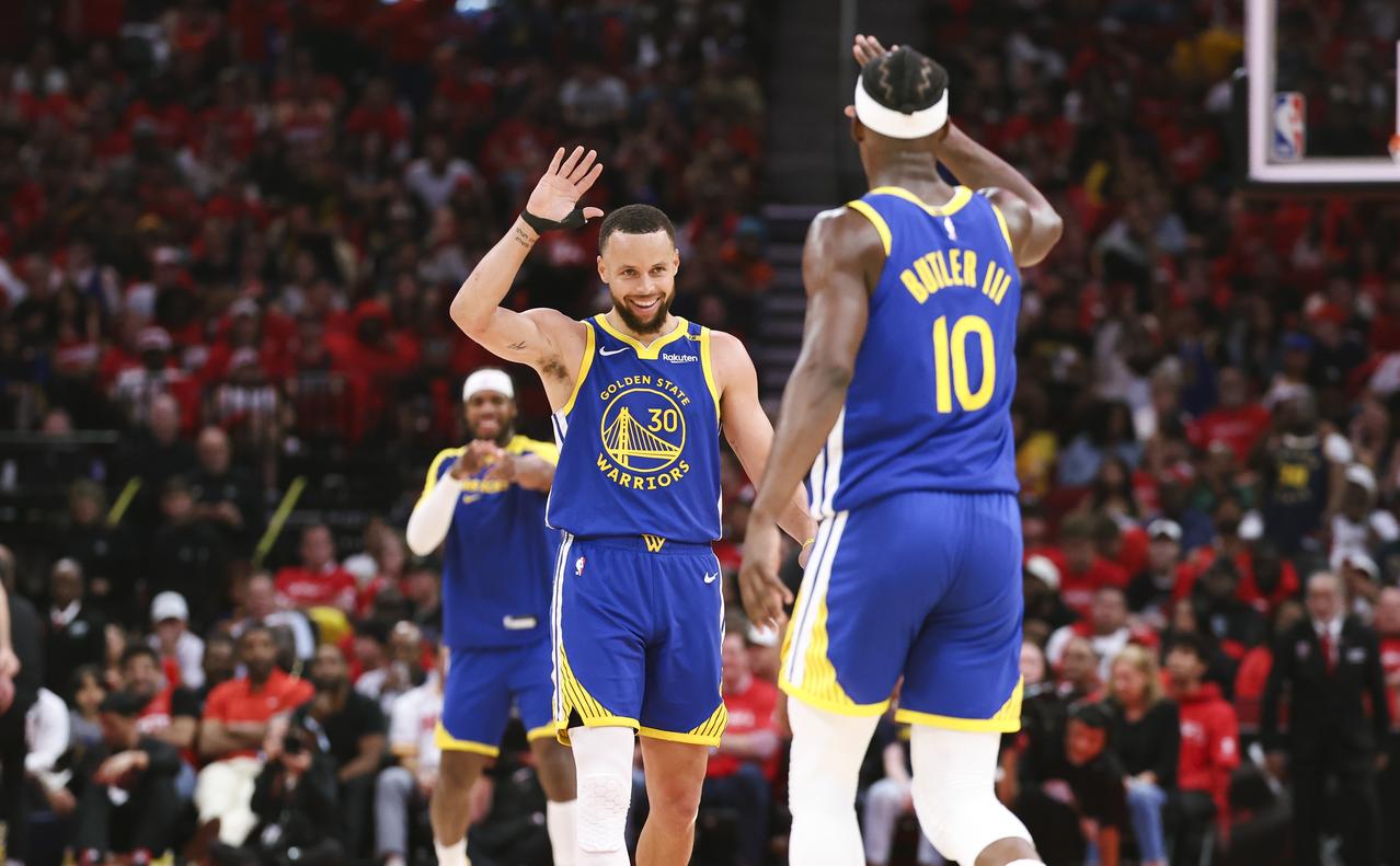 勇士创造黑七奇迹！历史第3支球队！首轮改成BO7之后，NBA仅有3支“黑七”