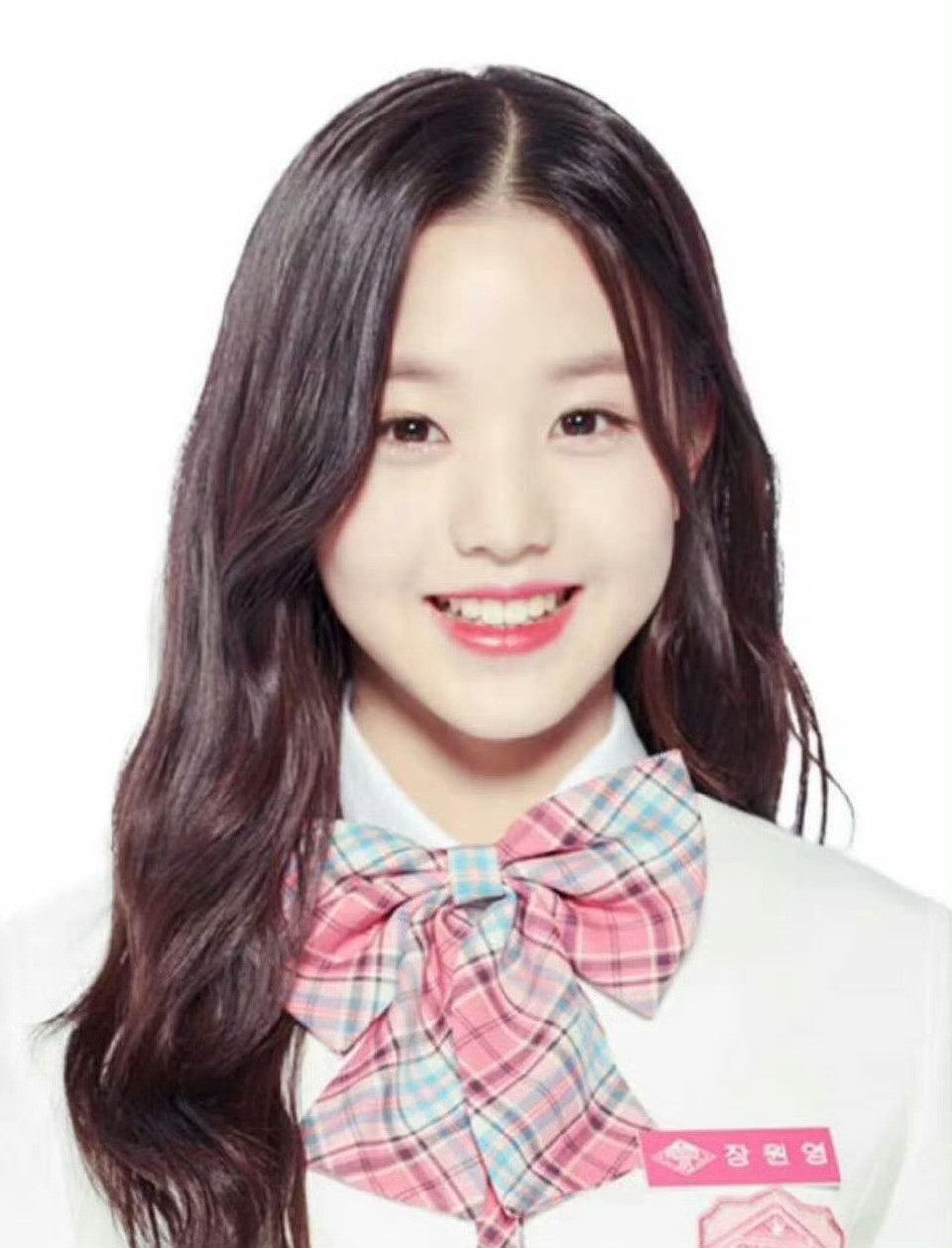 张元英喝奶茶【张元英】提起你的长大为你自豪的不止有妈妈