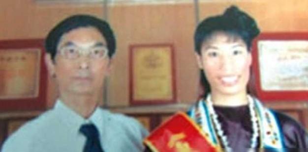 1995年，东莞一殡仪馆内收到了一具无名女尸，因为长期泡在水中，女尸身上还传来一