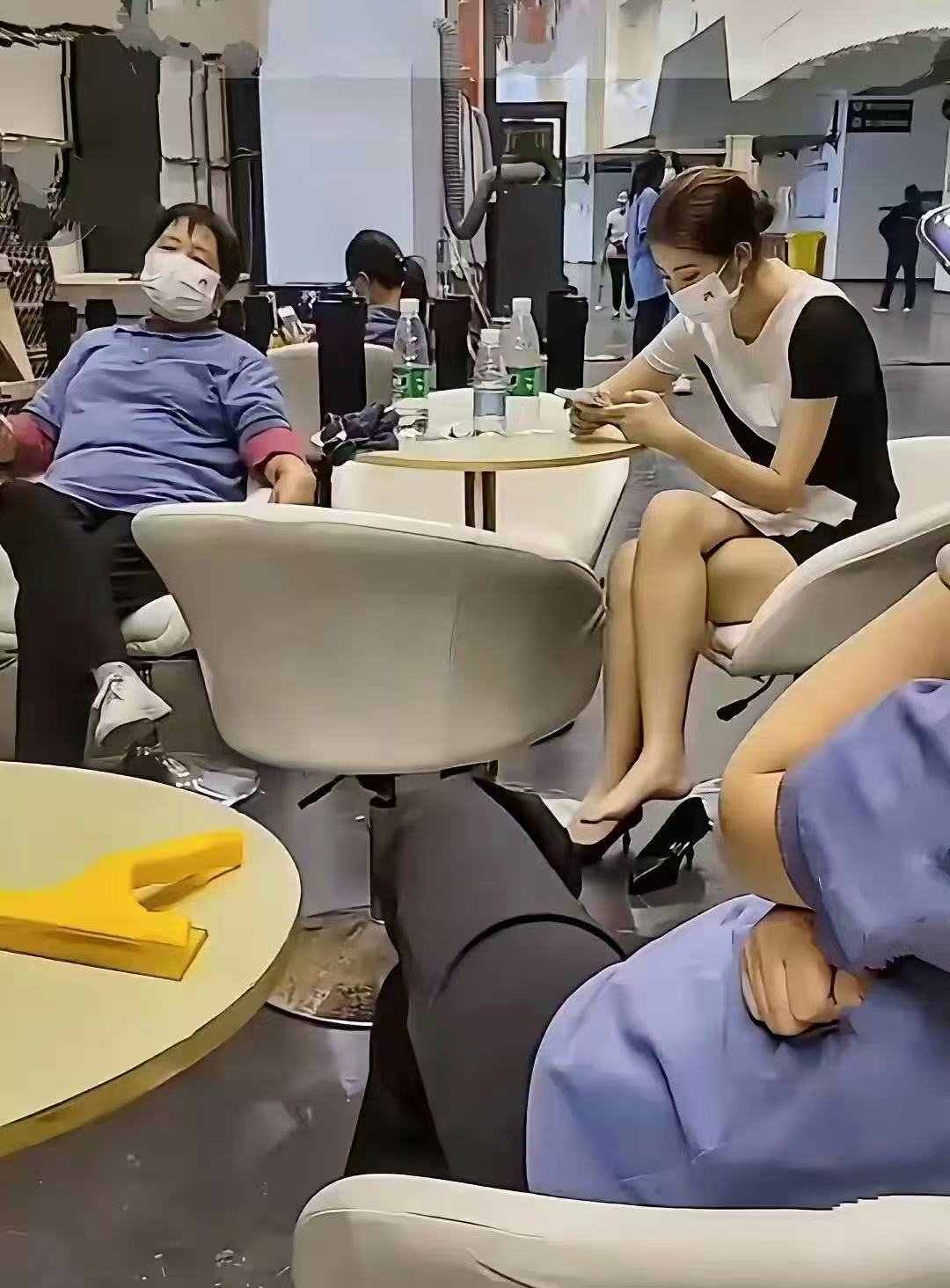 什么活动把阿姨累倒了？
