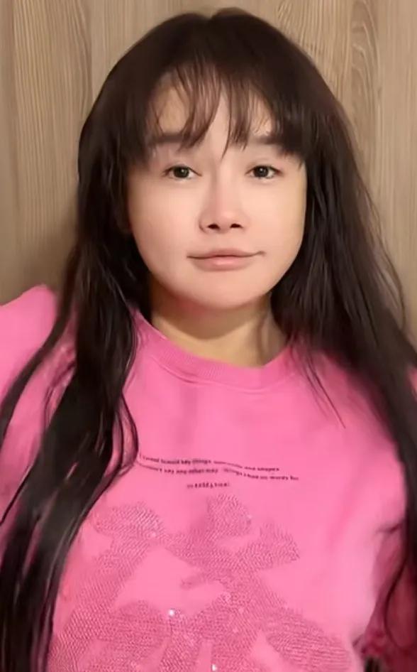 我爸眼光还是毒辣，第一眼看见冉莹颖她说的第一句话就是：找老婆，千万就要找这种